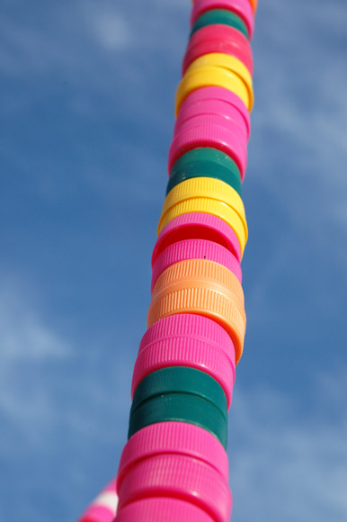 125
