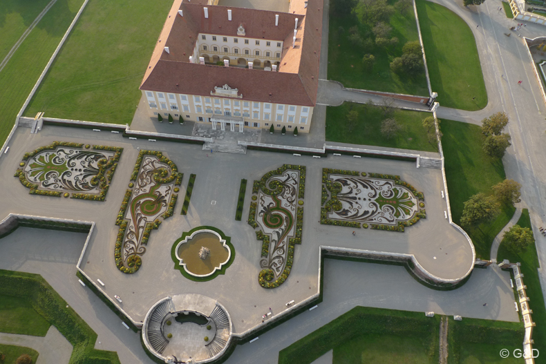 schlosshof_14_52