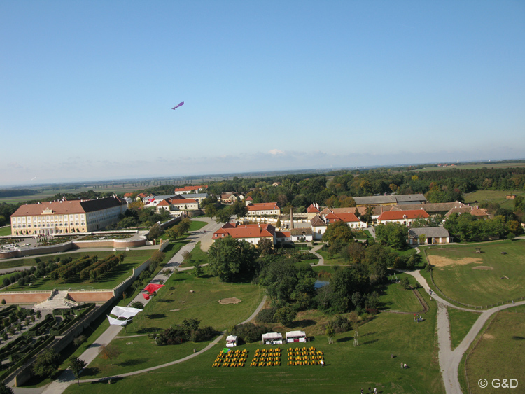 schlosshof_air02